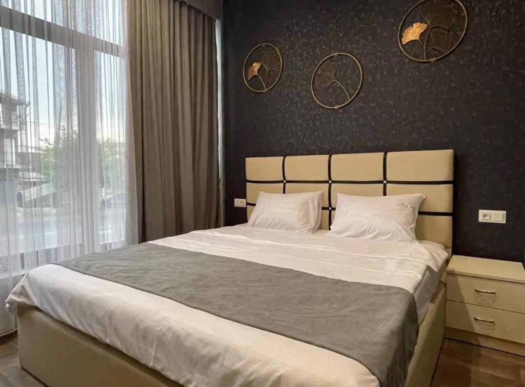 Days Inn Appartement Erévan Extérieur photo